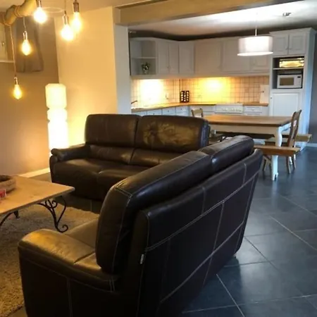 Dans Maison De Charme. Appartamento Anthisnes