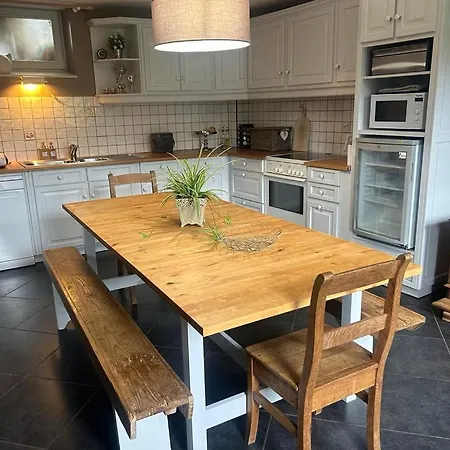 Dans Maison De Charme. * Anthisnes