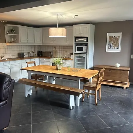 Dans Maison De Charme. * Anthisnes