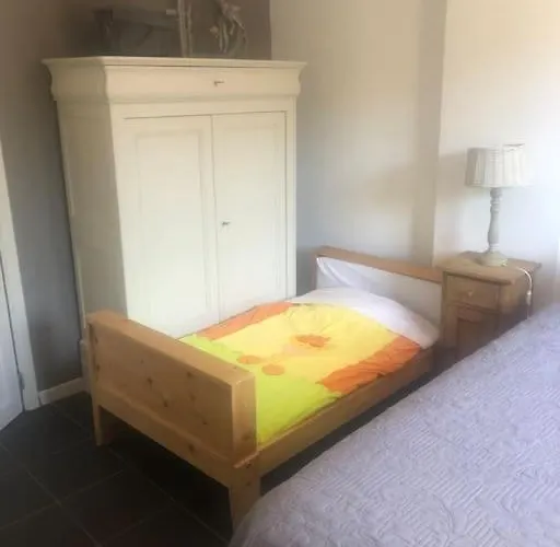 Dans Maison De Charme. * Anthisnes