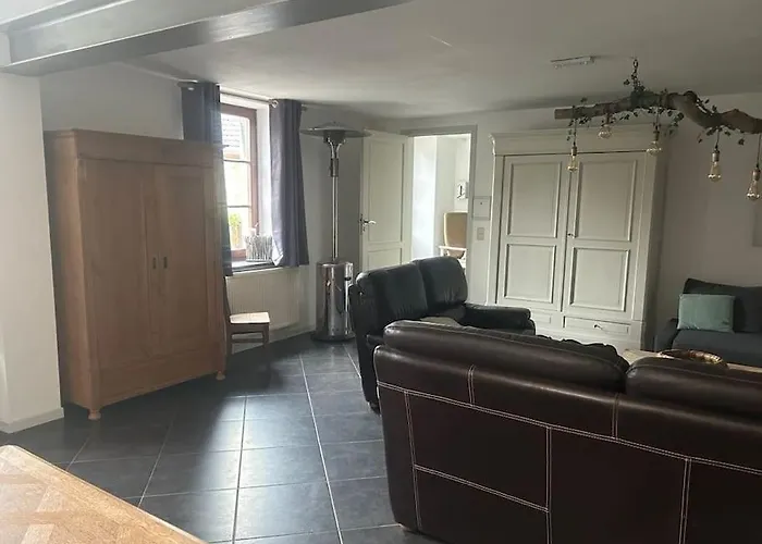 Dans Maison De Charme. Appartement