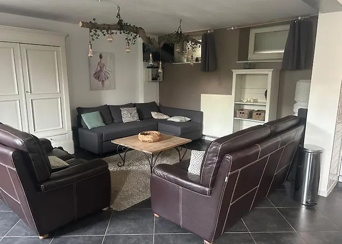 Dans Maison De Charme. Appartement